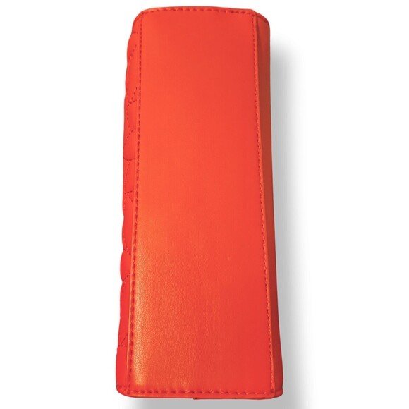 Draper James RSVP Quilted Faux Leather Floral Crimson Crossbody Mini Bag - Picture 5 of 8